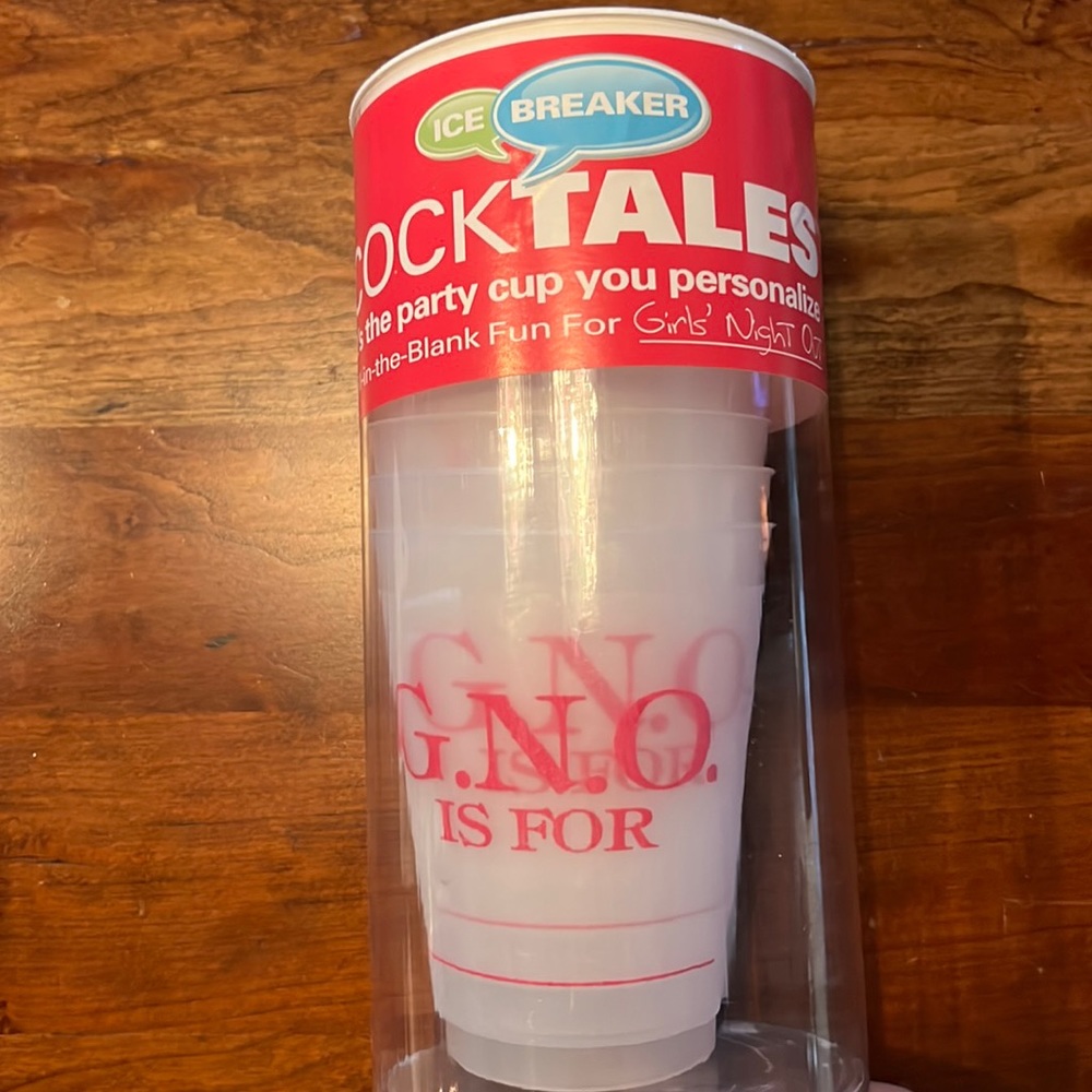 Girls night out plastic cups